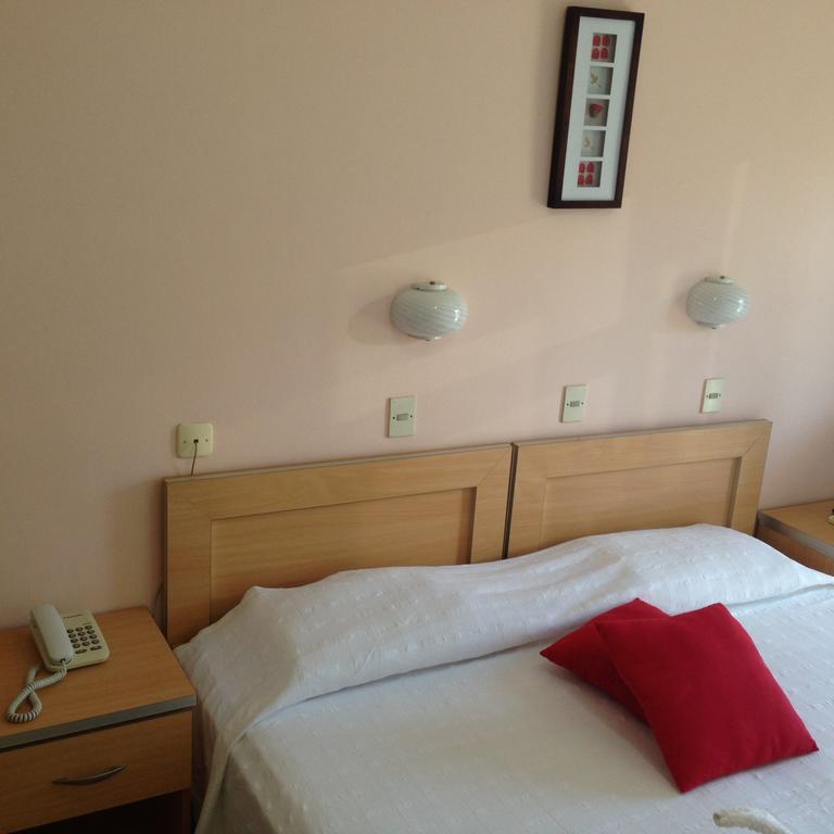 Zefyros Hotel